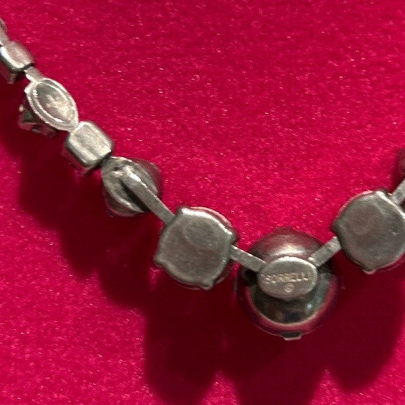 Beautiful Sorrelli Delicate Round Tennis Necklace - Picture 7 of 8